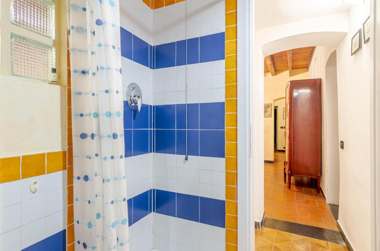 Recco Apartment With View And Pool Exteriör bild